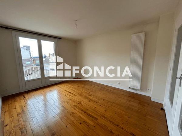 Location Appartement 3 pièces 52.78 m² - 4-6-8-10 BLD EUGENE ARNAUD Vienne 38200