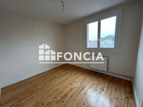 Location Appartement 3 pièces 52.78 m² - 4-6-8-10 BLD EUGENE ARNAUD Vienne 38200