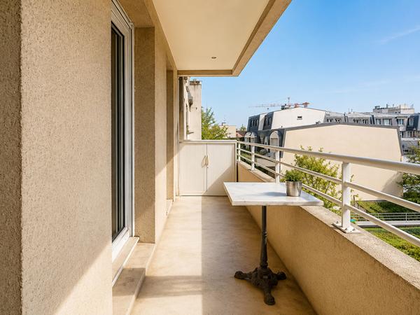 Nanterre Quartier La Boule | Studio avec balcon, cave et parking