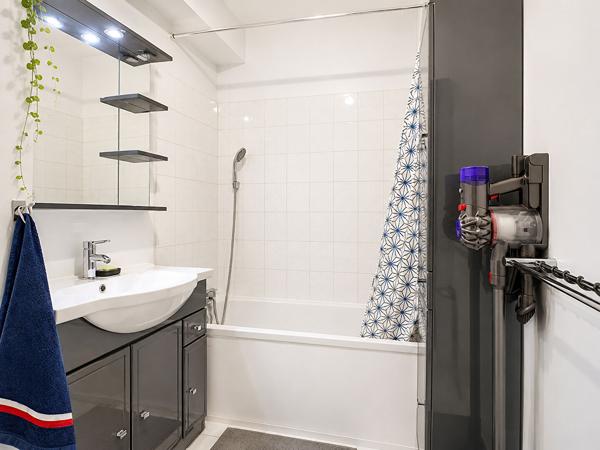 Nanterre Quartier La Boule | Studio avec balcon, cave et parking