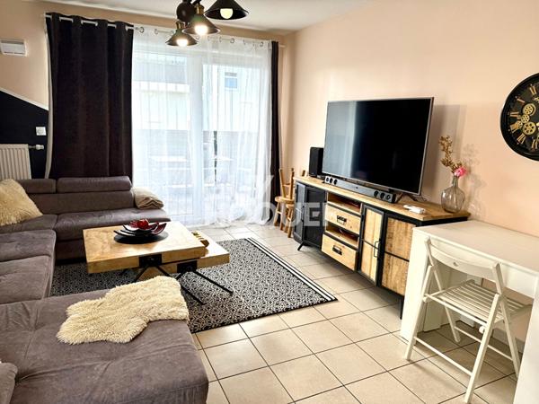 Charmant appartement T5 avec balcon dans une résidence de 2022