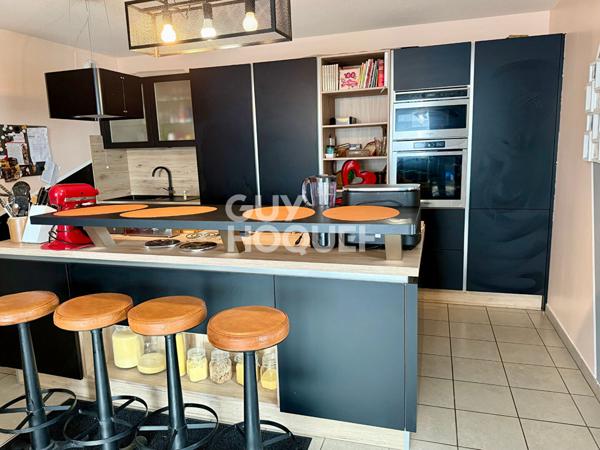 Charmant appartement T5 avec balcon dans une résidence de 2022