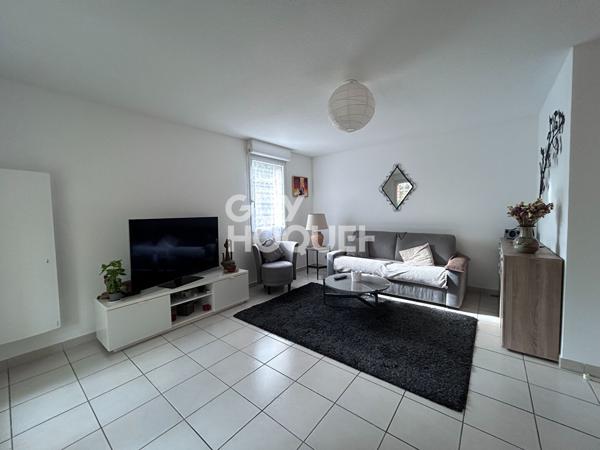 Appartement à CASTELNAU D'ESTRETEFONDS (31620)  T2 avec Piscine