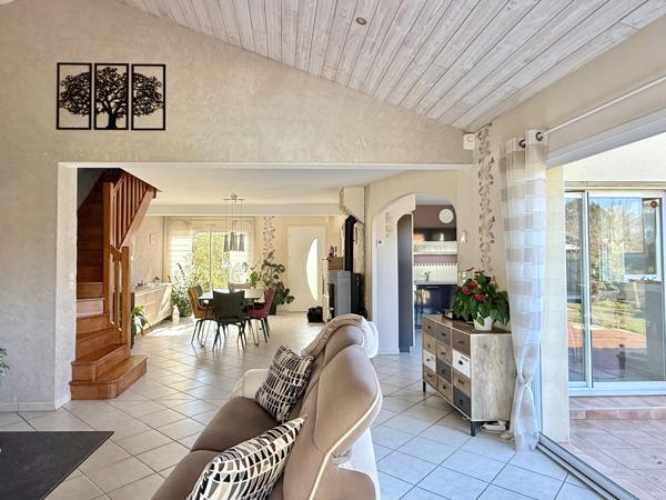 MAISON PONT ST MARTIN