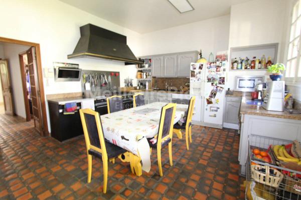 TRES BELLE PROPRIETE