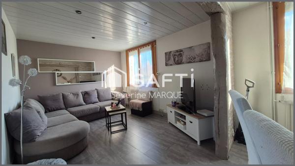 Maison de Village libre sur 3 faces