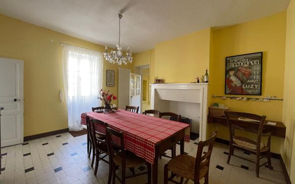 Maison à vendre    5 pièces •  Le Brethon