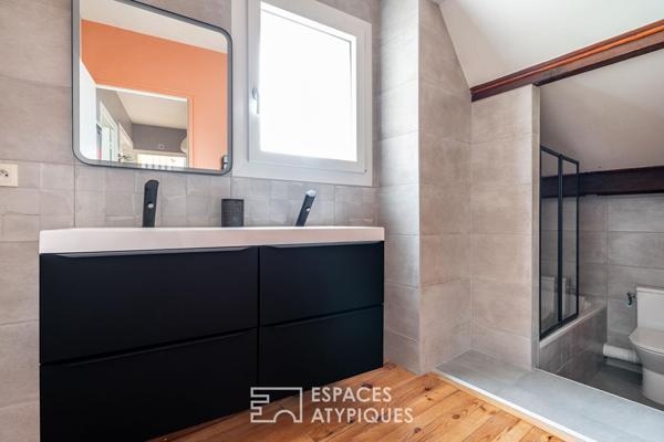 Maison atypique avec piscine