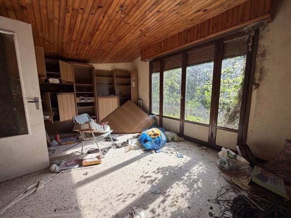 Vente                                                      Maison
                        
                     3 pièces                      50 m2                     à Villers-Cotterêts