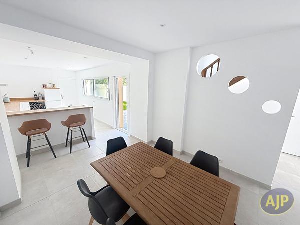 Maison à vendre Saffre - 8 pièces, 185m² avec 5 chambre(s) à 316 500€ - AJP Immobilier Nort-sur-Erdre