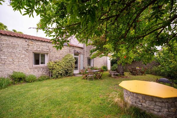 Vente Maison de luxe Saint-Pierre-d'Oléron 8 Pièces 175 m²