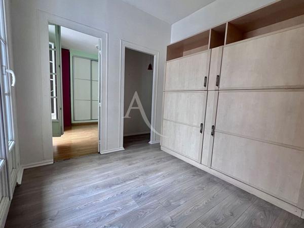 Hyper centre Pau, appartement T2 bis et cave