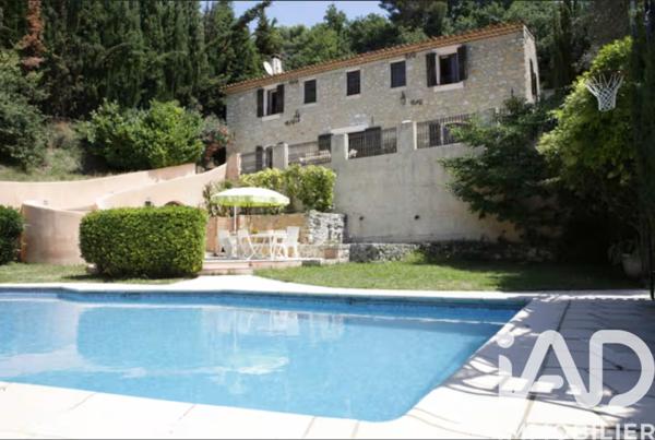 Maison à vendre 7 pièces 205 m² Nice