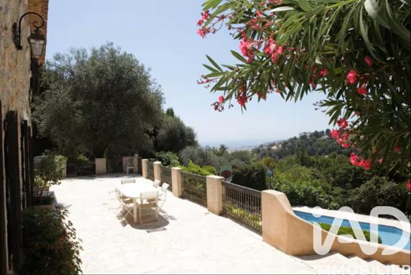 Maison à vendre 7 pièces 205 m² Nice