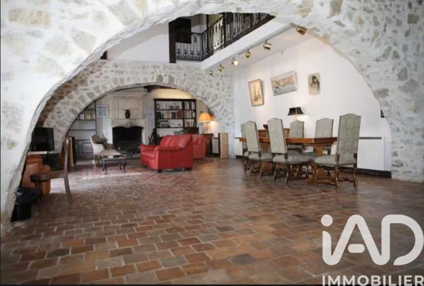 Maison à vendre 7 pièces 205 m² Nice