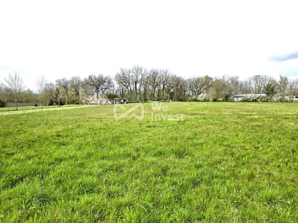 Terrain constructible 12000m²
