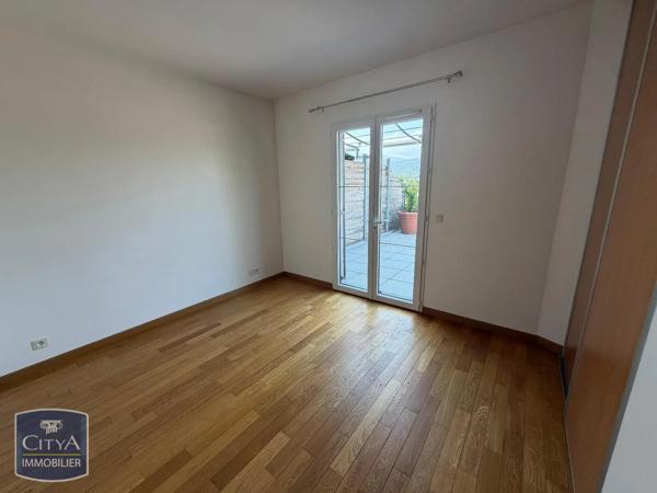 Appartement à louer 3 pièces 56.42m² Grasse (06130)