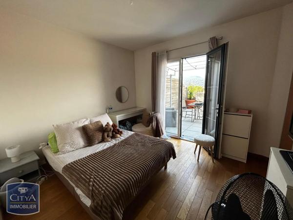 Appartement à louer 3 pièces 56m² Grasse (06130)