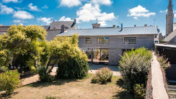 MAISON D'ARCHITECTE DE TYPE LOFT PLEIN COUR DE PLEUBIAN (22610)
