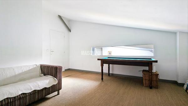 MAISON D'ARCHITECTE DE TYPE LOFT PLEIN COUR DE PLEUBIAN (22610)