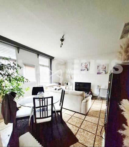 Immeuble de rapport en 2 lots + dépendances à Lorgies