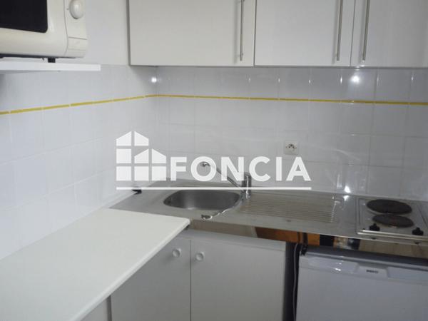 Location Studio meublé 25.65 m² - RESIDENCE DU PIGEON BLANC - 5/9 RUE DU PIGEON BLANC Poitiers 86000