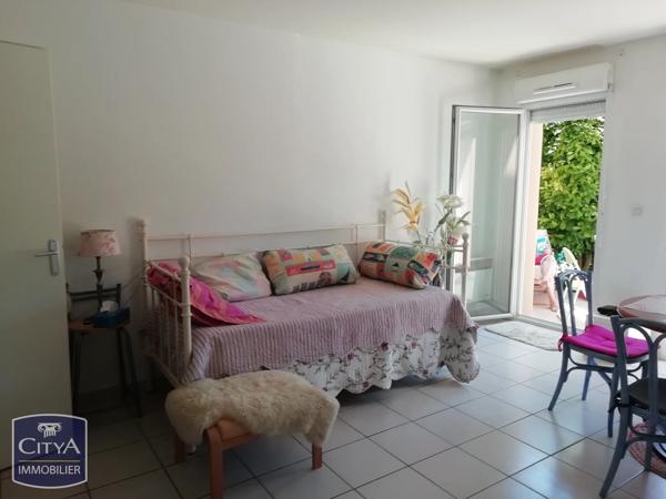 Appartement à vendre 1 pièce 34.22m² Générac (30510)