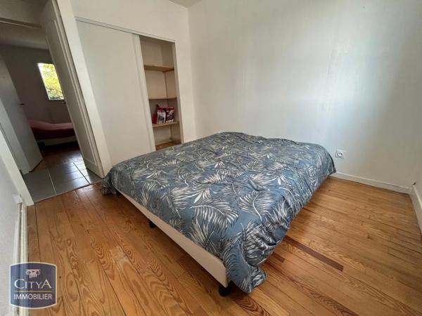 Appartement à louer 4 pièces 65.02m² Alençon (61000)
