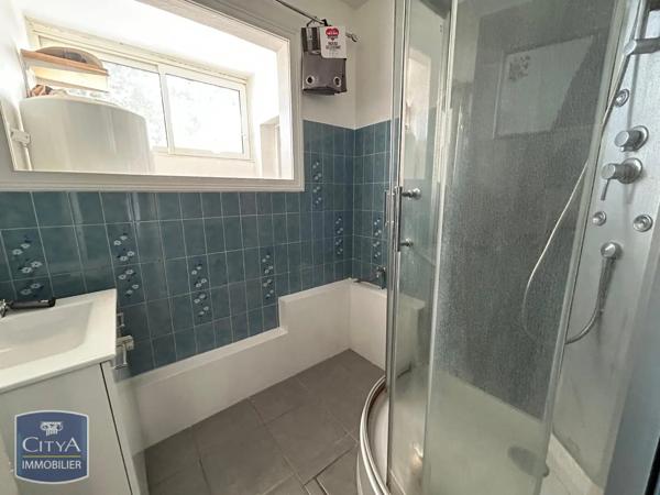 Appartement à louer 4 pièces 65.02m² Alençon (61000)