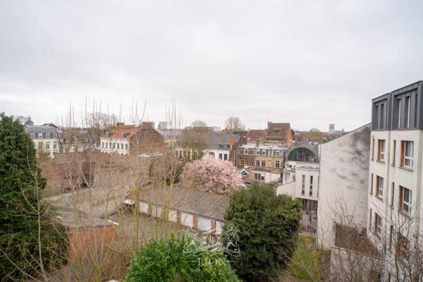 Appt dernier étage, terrasse, garage ou parking possible