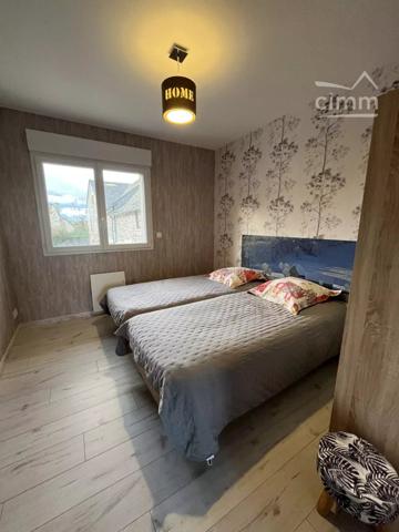 Ensemble immobilier à fort potentiel (Licence IV, restauration & gîtes) au cœur de l'Aubrac.