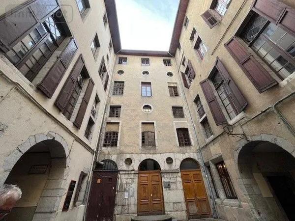 Achat - Appartement | Appartement à rénover Chambéry 73000 6 pièces 183 m 2