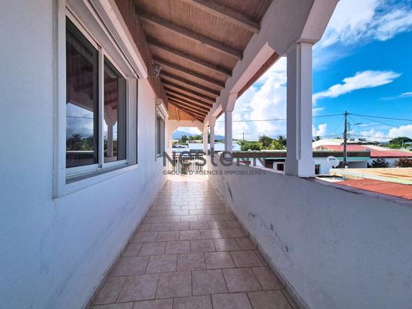 A VENDRE Maison de Ville à Capesterre-belle-eau de 5 pièces,160 m2