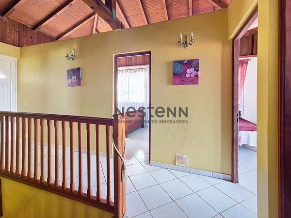 A VENDRE Maison de Ville à Capesterre-belle-eau de 5 pièces,160 m2