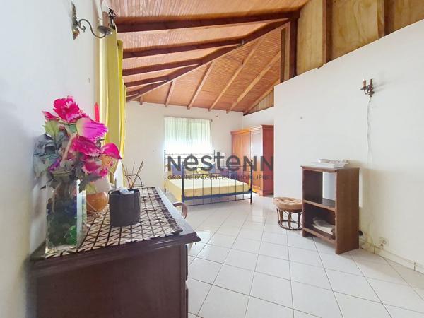 A VENDRE Maison de Ville à Capesterre-belle-eau de 5 pièces,160 m2