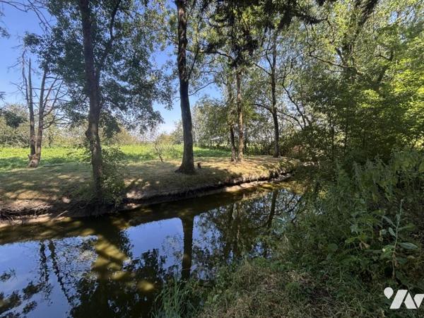 TERRAIN A BÂTIR 730 M²