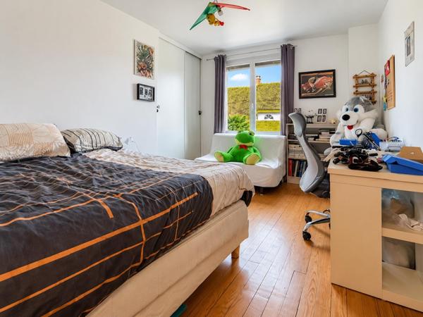 Maison à CHANGE, 72560 - 7 pièces 177m²