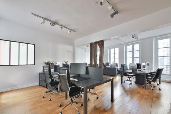 Bureaux à louer à PARIS 75001