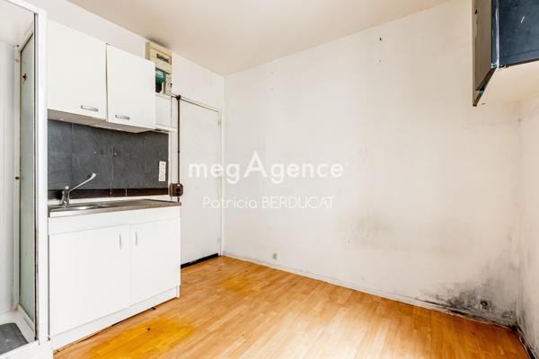 Appartement à PARIS 14E ARRONDISSEMENT, 75014 - 1 pièce 9m²