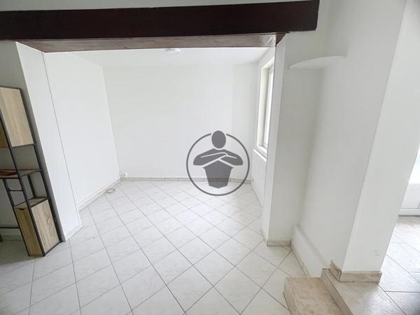 Location Appartement 2 pièces 69 m2 à Saint-Quentin