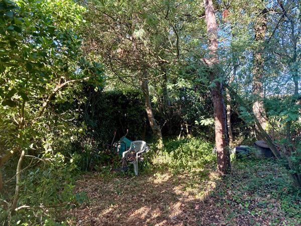 ROCHEFORT : Maison familiale 4 chambres avec jardin, garage et fort potentiel
