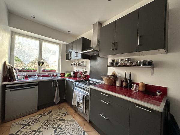 Belle Maison de caractère entièrement rénovée de 108 m²  Montolieu (11170)