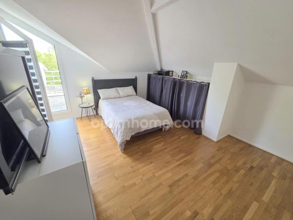 Sarcelles village - Appartement Duplex - 5 pièces / 3 chambres - 97m2 - 245 000 € FAI