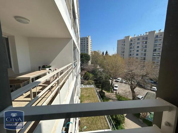 Appartement à louer 2 pièces 37m² Marseille (13004)