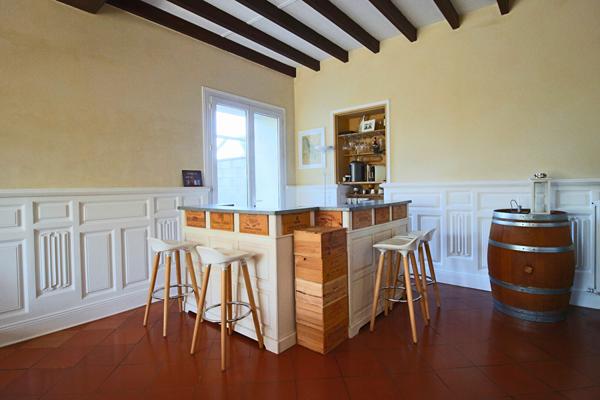 Maison bourgeoise 3 chambres avec piscine a Yvrac