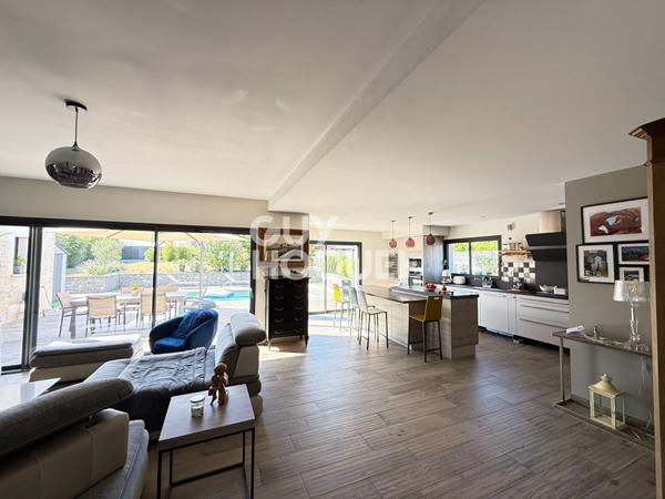 EXCLUSIVITÉ - PROCHE BOURGES