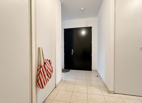 Appartement TRELAZE 2 pièce(s) 47 m2