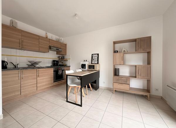Appartement TRELAZE 2 pièce(s) 47 m2