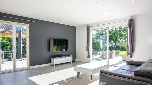 Maison de Plain-pied avec vue dégagée