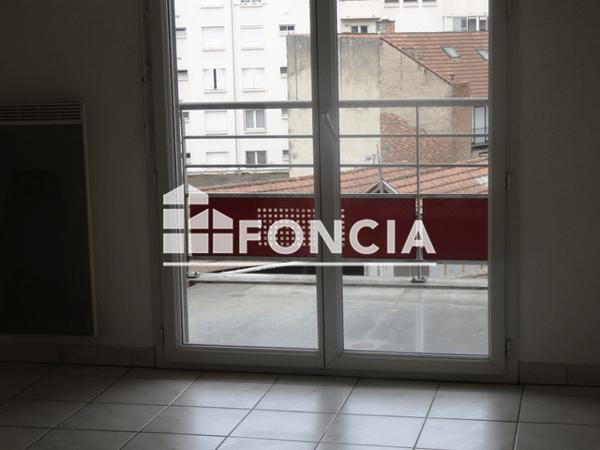 Location Appartement 2 pièces 35.75 m² - 19 AVENUE HOCHE Tarbes 65000